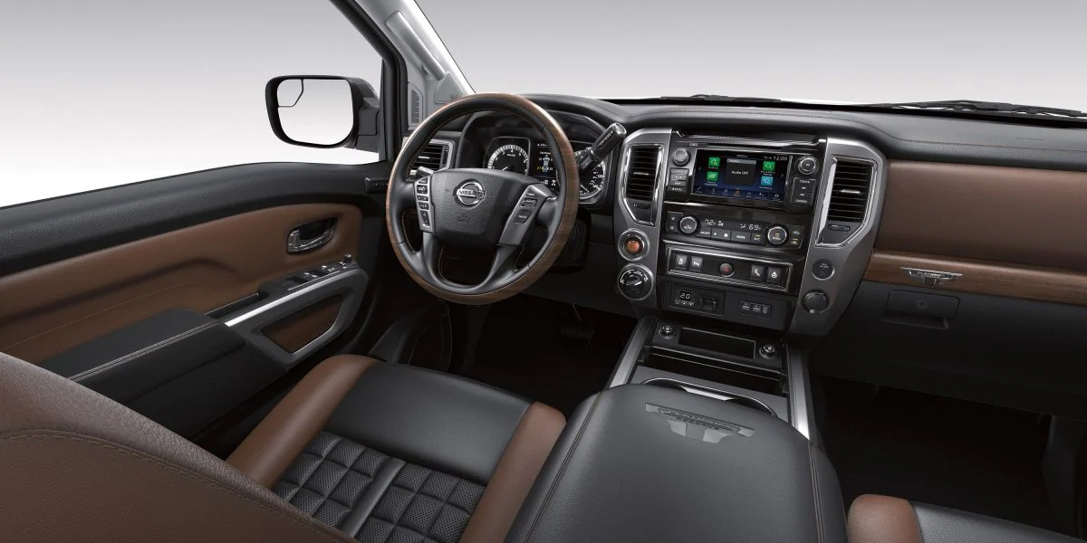Leesburg FL - 2020 Nissan Titan's Interior