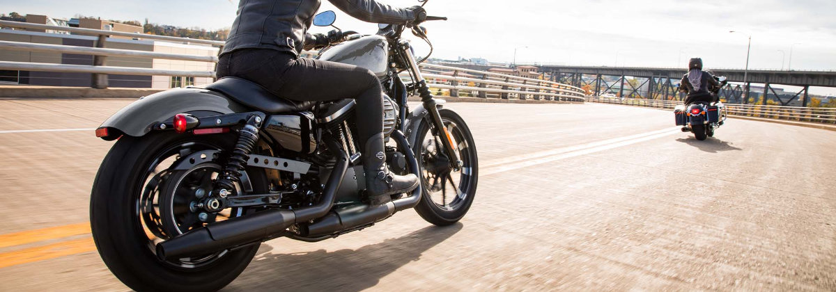 Test Ride 2022 Harley-Davidson® Iron 883™ in Lebanon NH